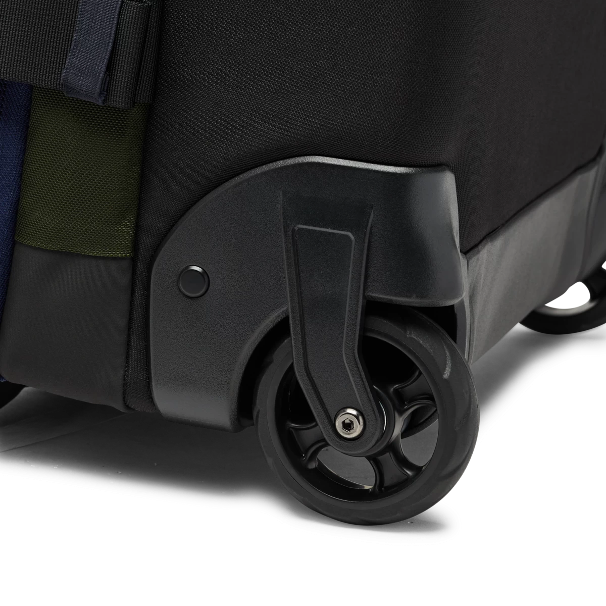 Allpa 38L Roller Bag 8 Allpa 38L Roller Bag - Image 8