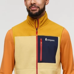 Abrazo Fleece Vest - Men's 24 Abrazo Fleece Vest - Men's -Cotopaxi Shop 1200x1200png F23MAbrazoFleeceVestAmberWheat 7