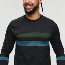 Debajo Seamless Baselayer Crew - Men's 33 Debajo Seamless Baselayer Crew - Men's -Cotopaxi Shop 1200x1200png F23MDebajoSeamlessBaselayerCrewBlackStripes 5