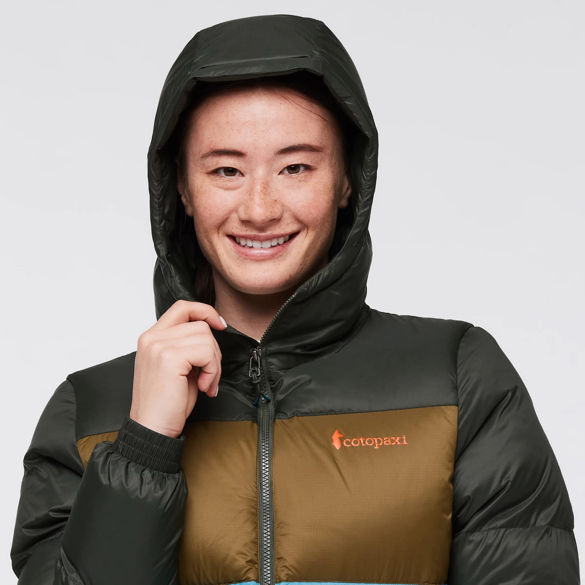 Solazo Down Hooded Jacket - Women's 20 Solazo Down Hooded Jacket - Women's - Image 20