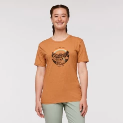 Traveling Llama T-Shirt - Women's