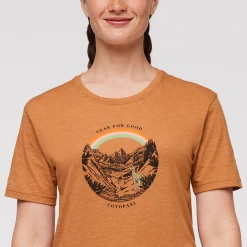 Traveling Llama T-Shirt - Women's -Cotopaxi Shop 1200x1200png F23WTravelingLlamaOrganicTShirtSaddle 5