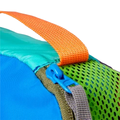 Cubos 3L Travel Cube - Del Día 8 Cubos 3L Travel Cube - Del Día -Cotopaxi Shop f20 cubo travel cube detail3 cb928380 eeed 4ace 99e8 d980b66365da